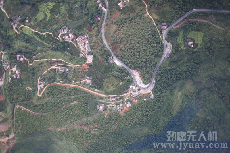 昆明劲鹰无人机(jī)航拍遥(yáo)感(gǎn)丽江山腰